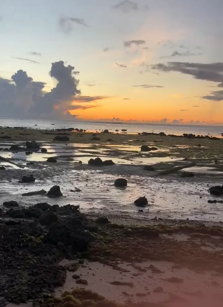 距離飯店步行5分鐘左右的海邊