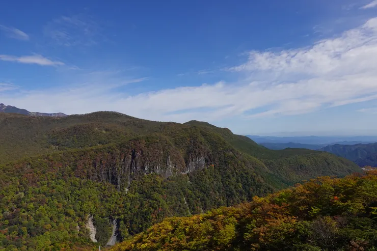 明智平展望台。