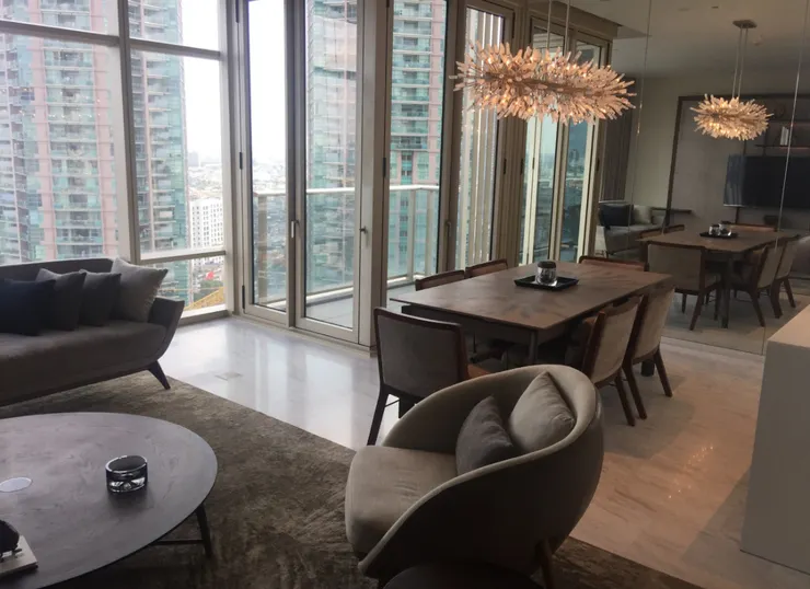 這是當時去看的二十多層樣品屋