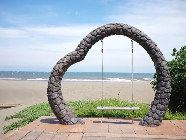 新屋石滬故事館海濱鞦韆