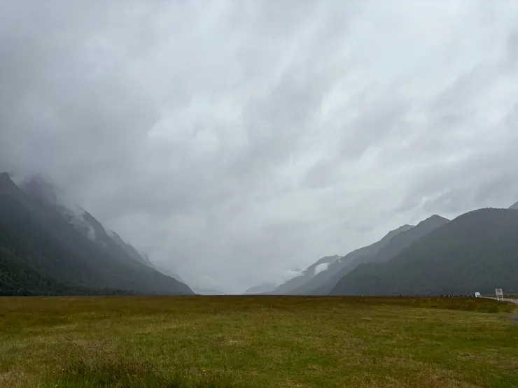 途經94號公路上的U型山谷美景–Eglinton Valley