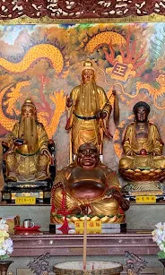 三教神祇共祀（圖片截圖於網路）