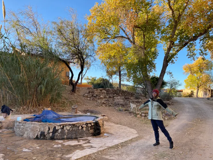 這裡日夜溫差大，早上真得是冷到不行