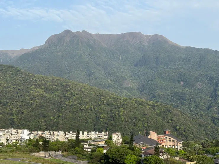 離家的人，總會望見心裡的山。