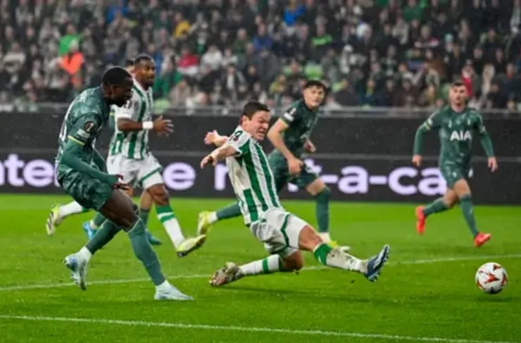 柏比沙亞射入一球助熱刺領先1:0