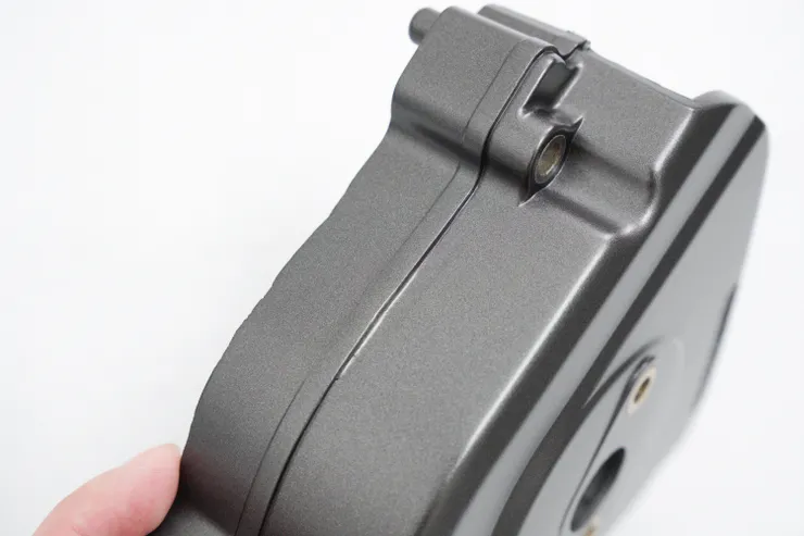 上方有缺角地方平整了!