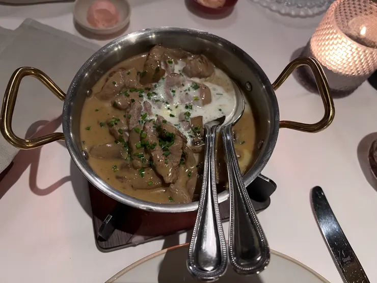 味美的小牛肉料理