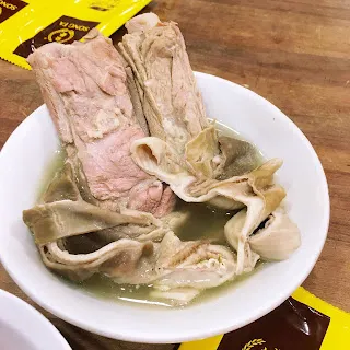 松發肉骨茶