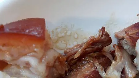 [新北美食]汐止區古早師焢肉飯，銷魂味、香氣、滿溢、古早味，