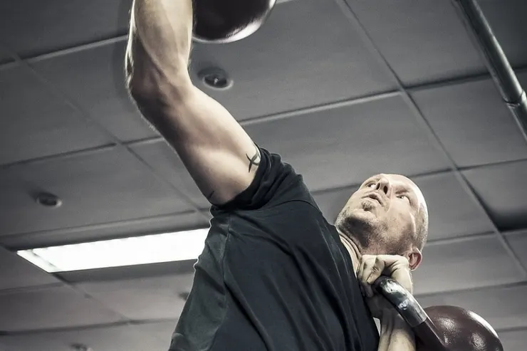 「運動前喝咖啡」被視為提升運動表現與燃脂效率的重要策略