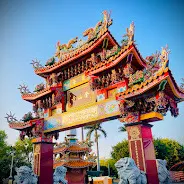 莊嚴隆重的牌樓（圖片截圖於網路）