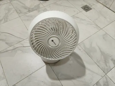 很享受的上廁所....