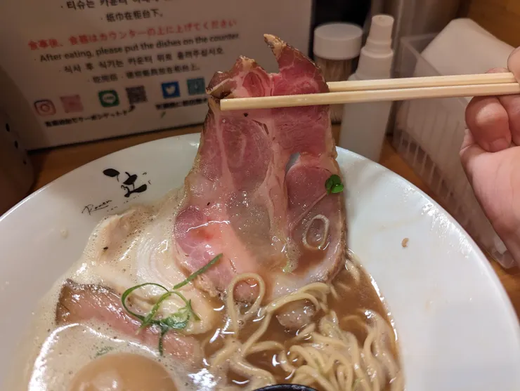 肉是整碗拉麵的最精華!