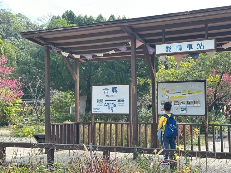 雖然施工，還是有很多好拍的造景