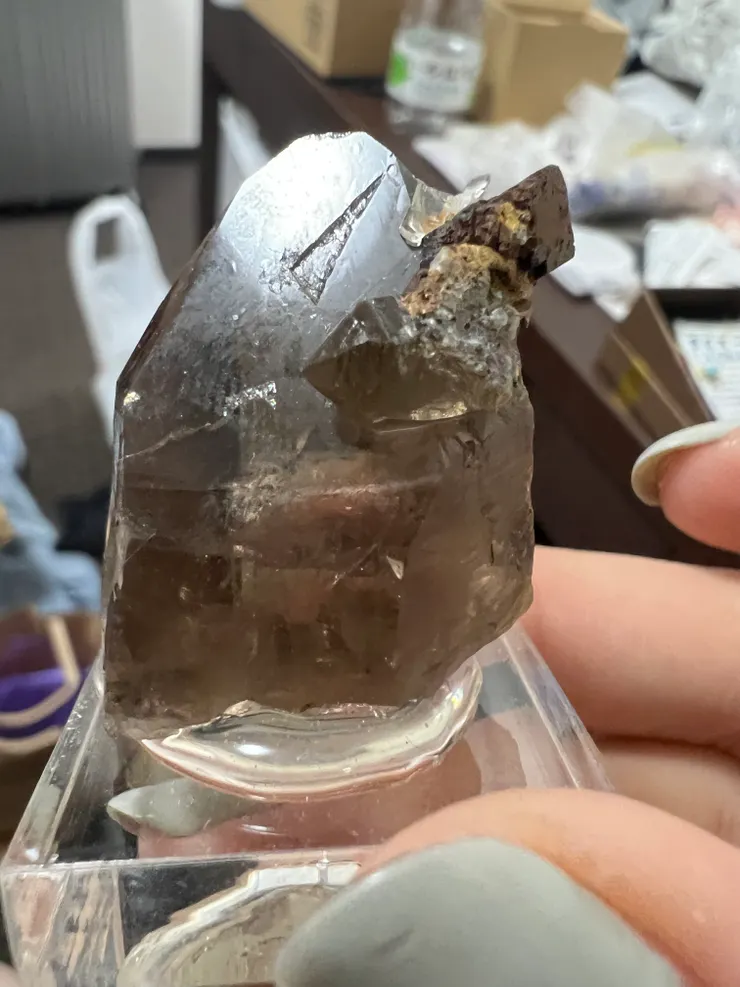 來自波士尼亞赫賽哥維納的煙水晶