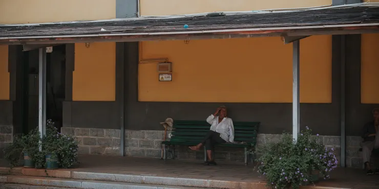 臨安站內也變成了當地人休閒的去處