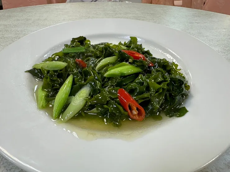 清炒小海帶,口感清脆爽口、營養豐富