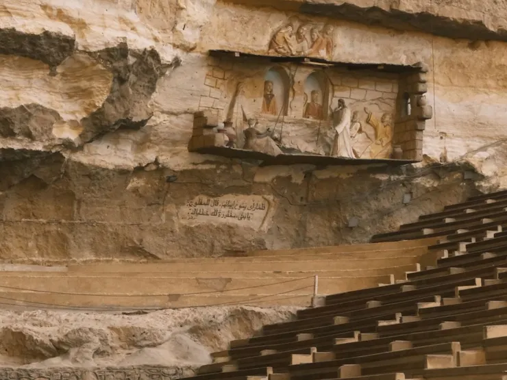 開羅洞穴教堂 Cave Church