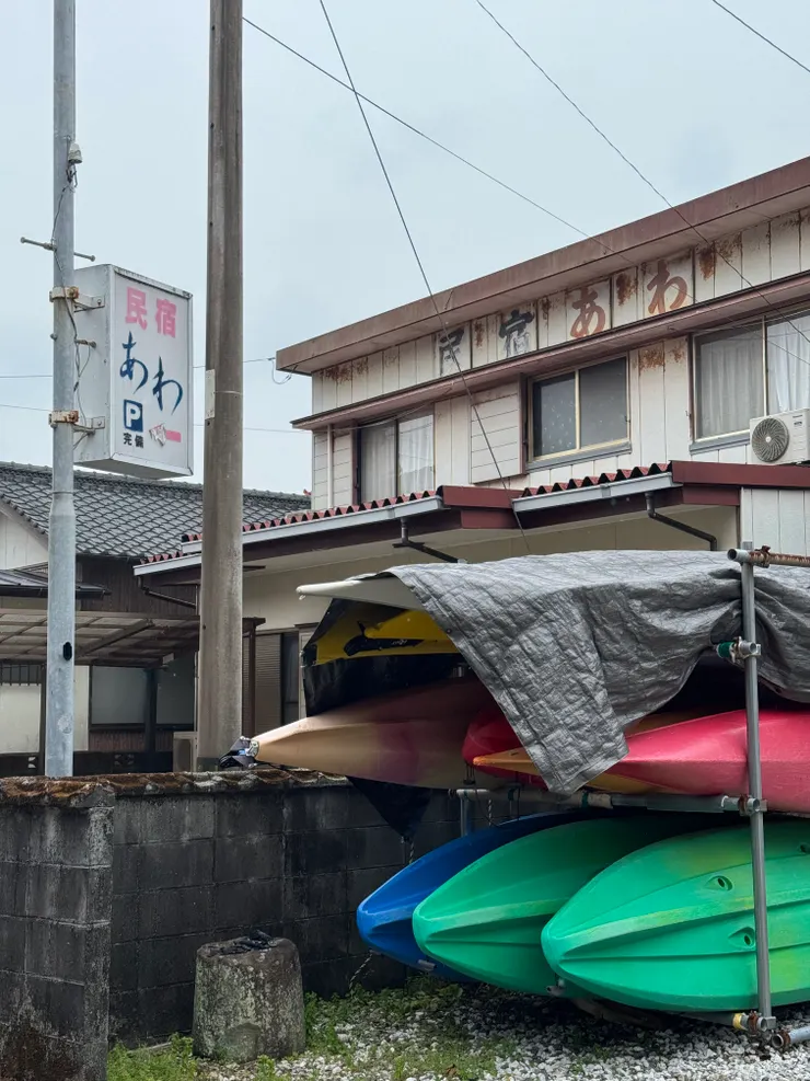 本來有考慮要住的民宿。雖說也沒問這時間有沒有營業就是了。