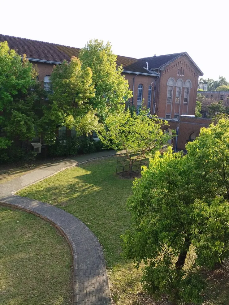 攝於台大文學院