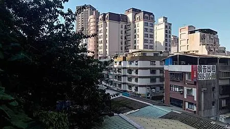 [台北旅遊]台北市南區一座八仙足跡傳說遺留的山岳，四通八達路