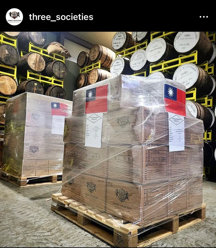 Three Societies 第一批出口到台灣販售的威士忌 (照片來自Three_Societies官方Instagram) 