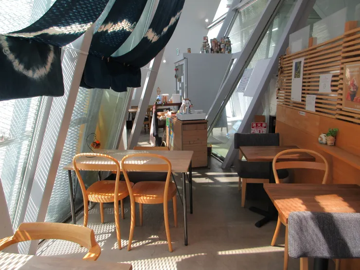 可愛小巧的咖啡店