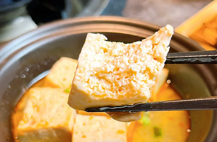 桃園青埔美食【怎麻辣頂級鴛鴦火鍋】麻辣鍋推薦