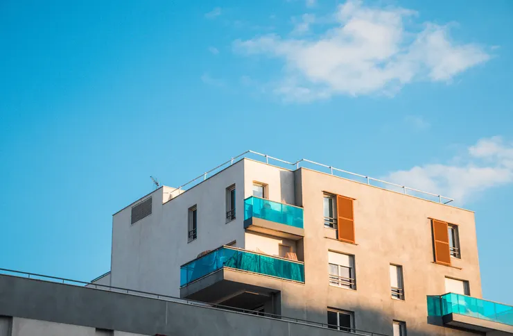 拒絕設籍會被告嗎？新版租約規定下房東權利義務與法律風險全解析