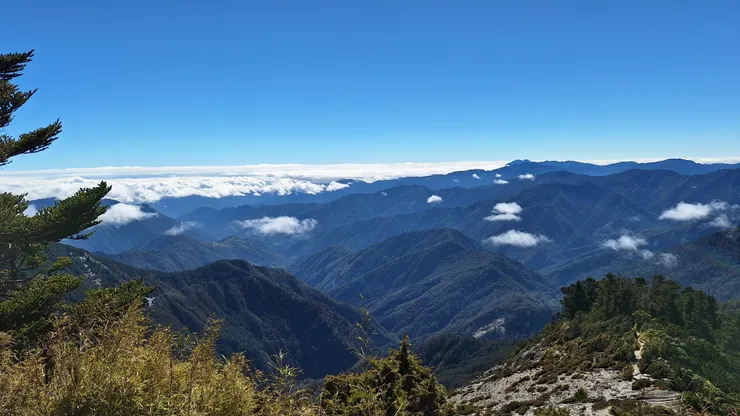 山頂ㄉ絕佳美景
