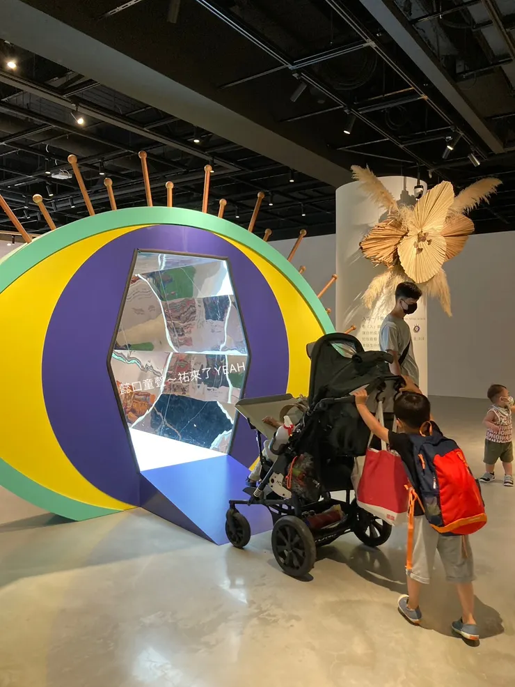 無障礙是以輪子代步朋友的日常~懿推哥哥玩。