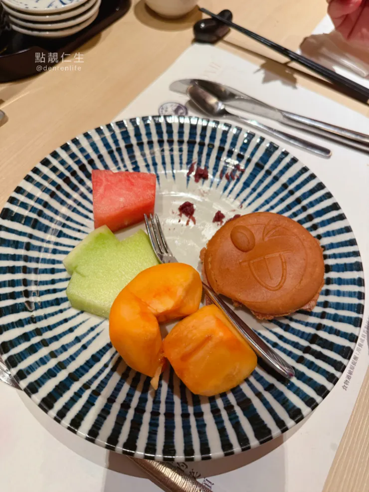 水果旁就是甜點區 順道夾了一個｜NAGOMI 中山本店