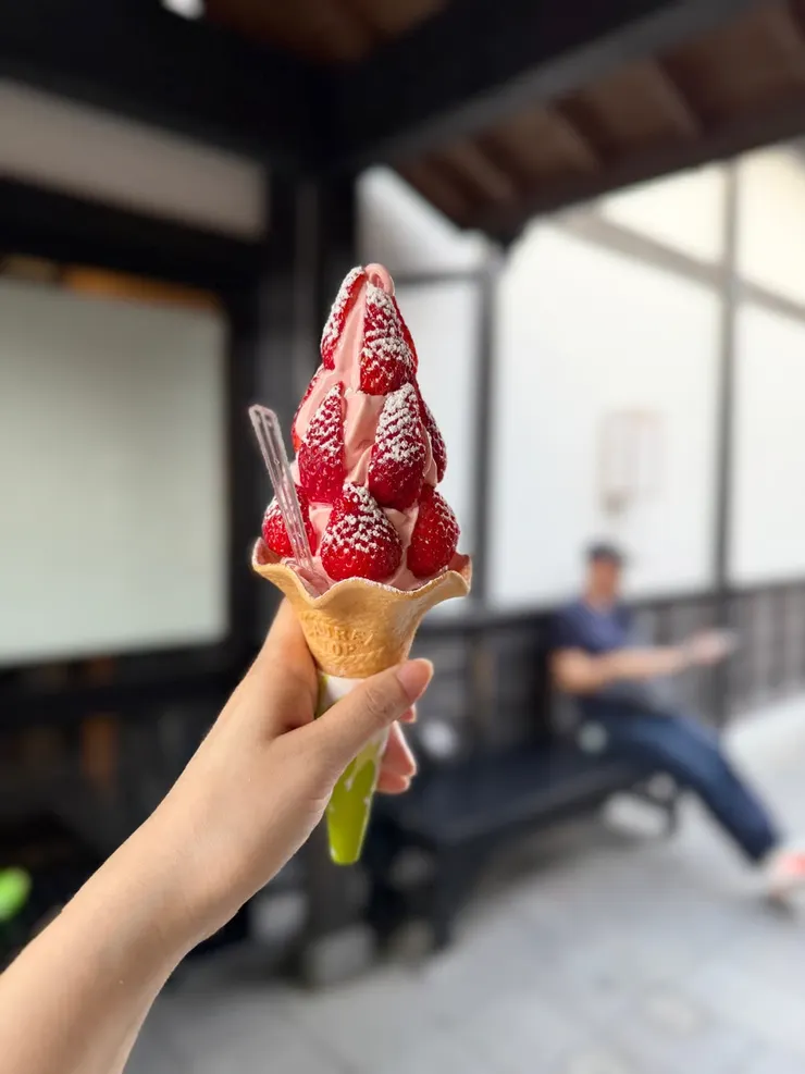 TENTE テンテ的草莓冰淇淋