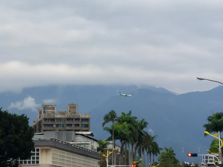 客機進場 / 資料來源：我自己