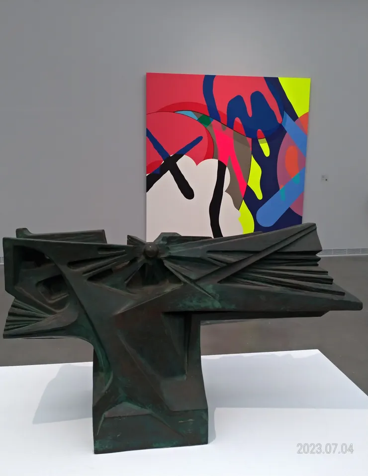 高雄市美術館朱銘作品，自拍攝