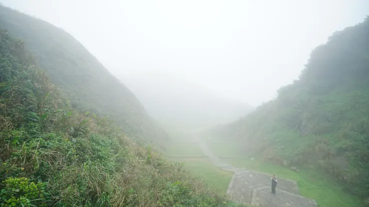 「雲深不知處」