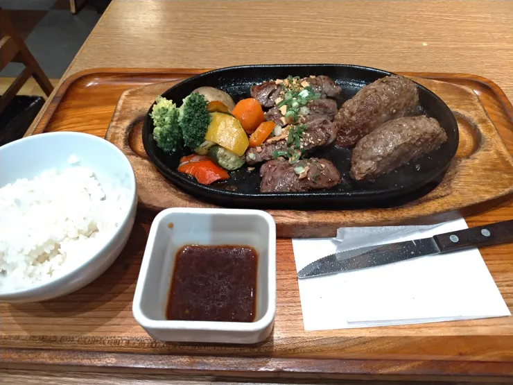 三點多才吃的午餐
