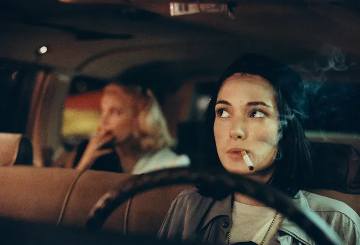 《地球之夜》電影劇照/劇照來源:IMDb