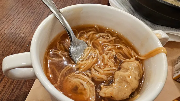 有麵線可以吃也很特別!