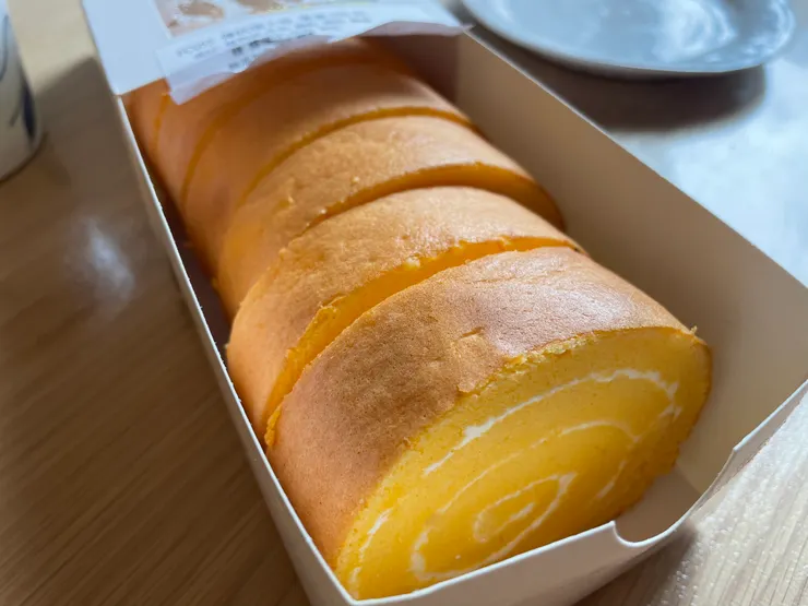 冷藏過後的捲蛋更好吃。（作者拍攝）