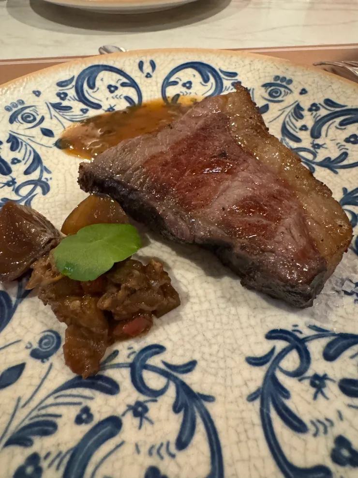 這次只買了buffet的餐,沒有主餐,但buffet也有牛排唷。