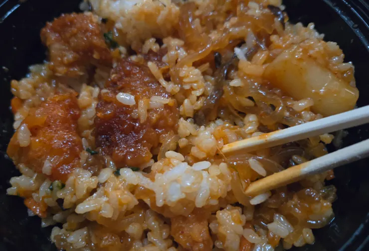 拌在一起吃超級好吃😋