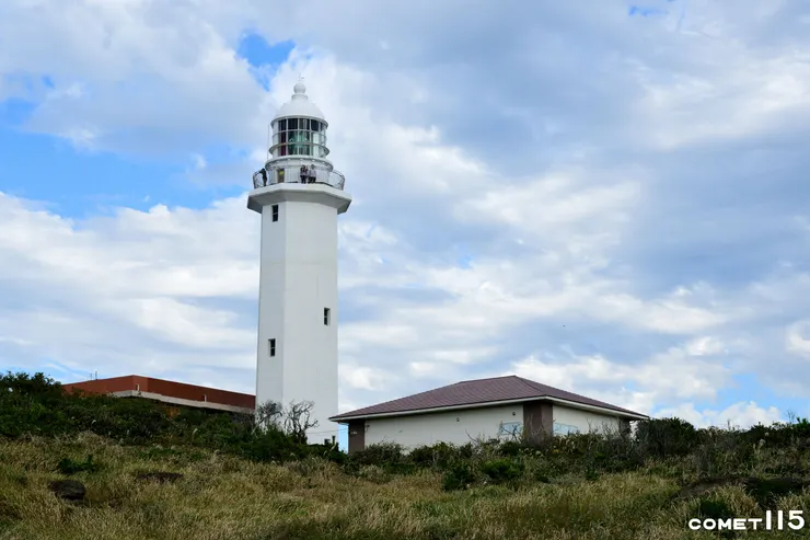 位於房總半島最南端的野島崎燈塔是日米和親條約後建造的首批燈塔之一，可說是日本開國的象徵