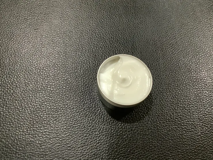 圖一:透天涼膏或精華液的示意圖
