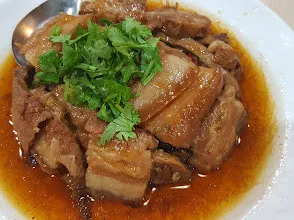 客家梅干扣肉（圖片截圖於網路）
