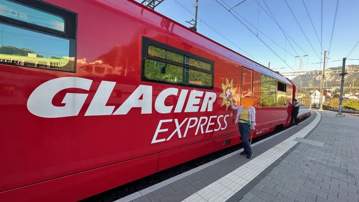 冰河列車（Glacier Express）