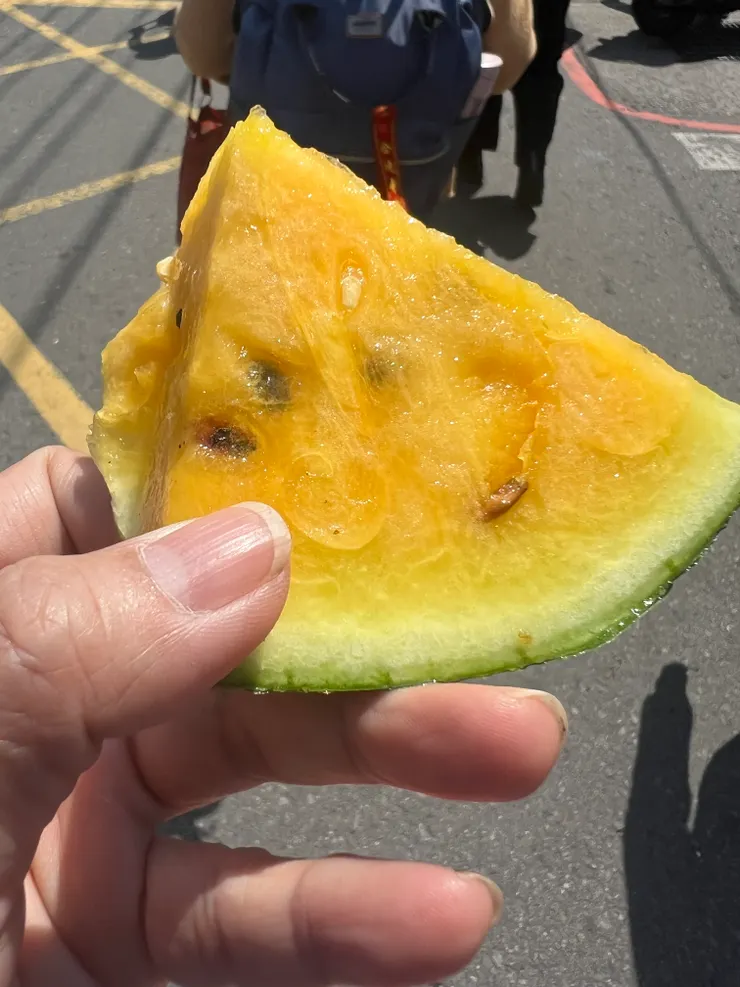 現剖小玉西瓜