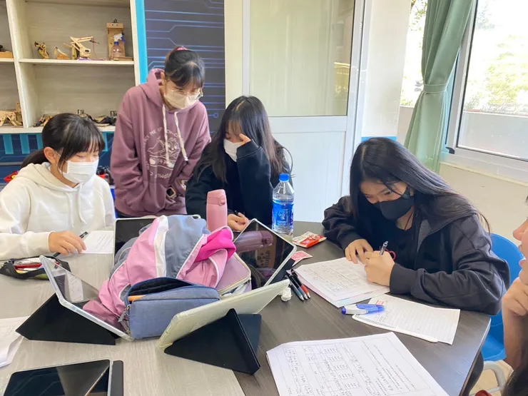 很謝謝婉真老師從旁協助（神隊友等級😍😍）