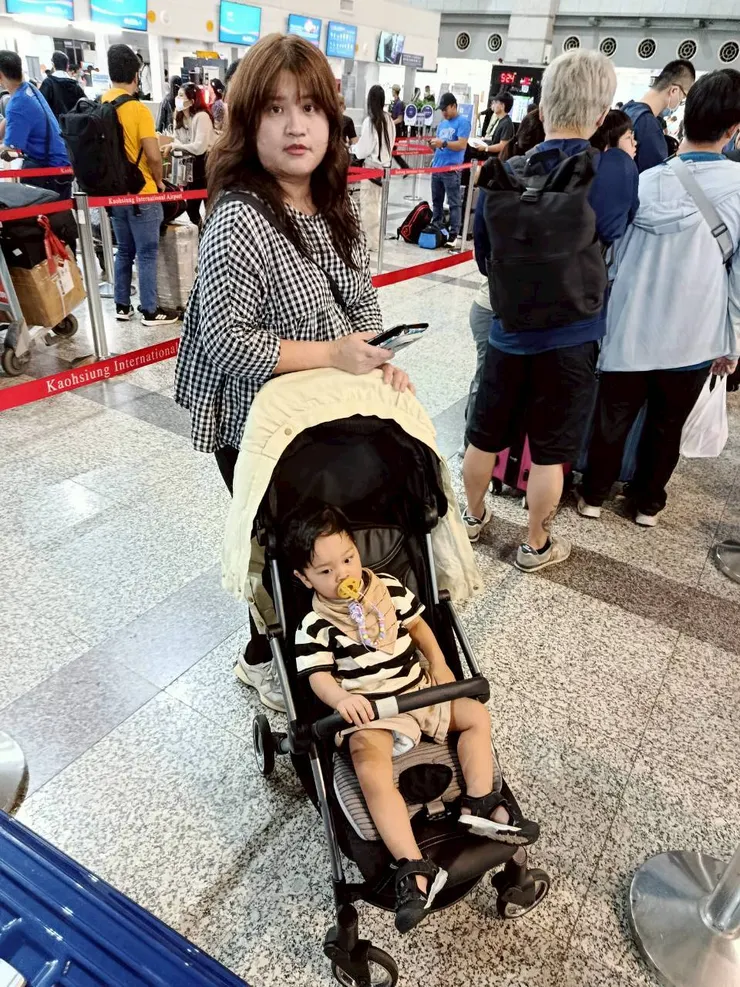 媽咪推著珍豬