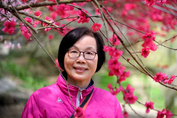 【伴狗門外稍等的月珠終於被雄哥替換進來,時間已不多,趕快搶看、搶拍。】